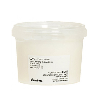 Love Lovely Curl Enhancing Conditioner by Davines